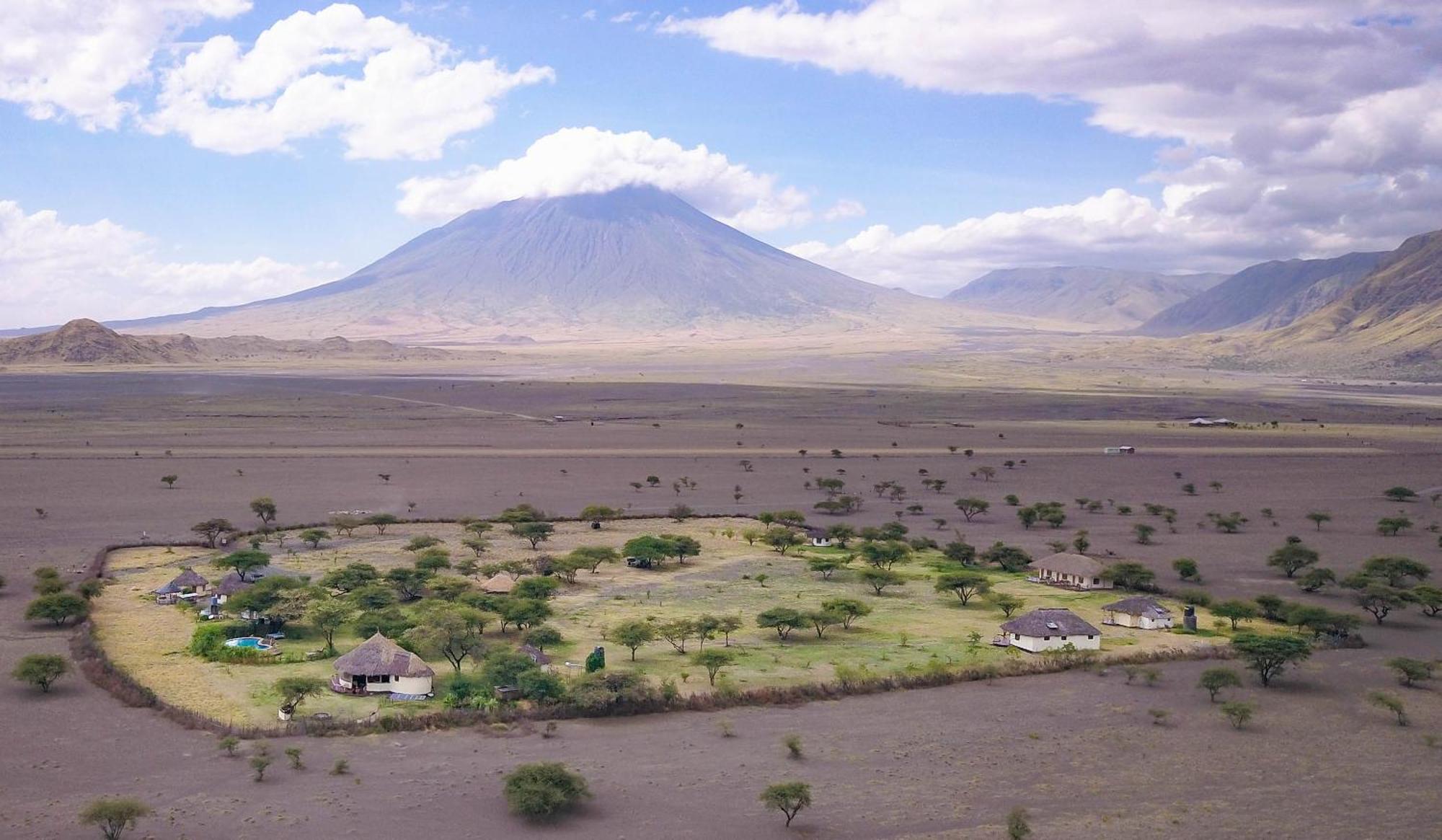 Lake Natron Maasai Giraffe Eco Lodge And Camping Mtowabaga Zewnętrze zdjęcie