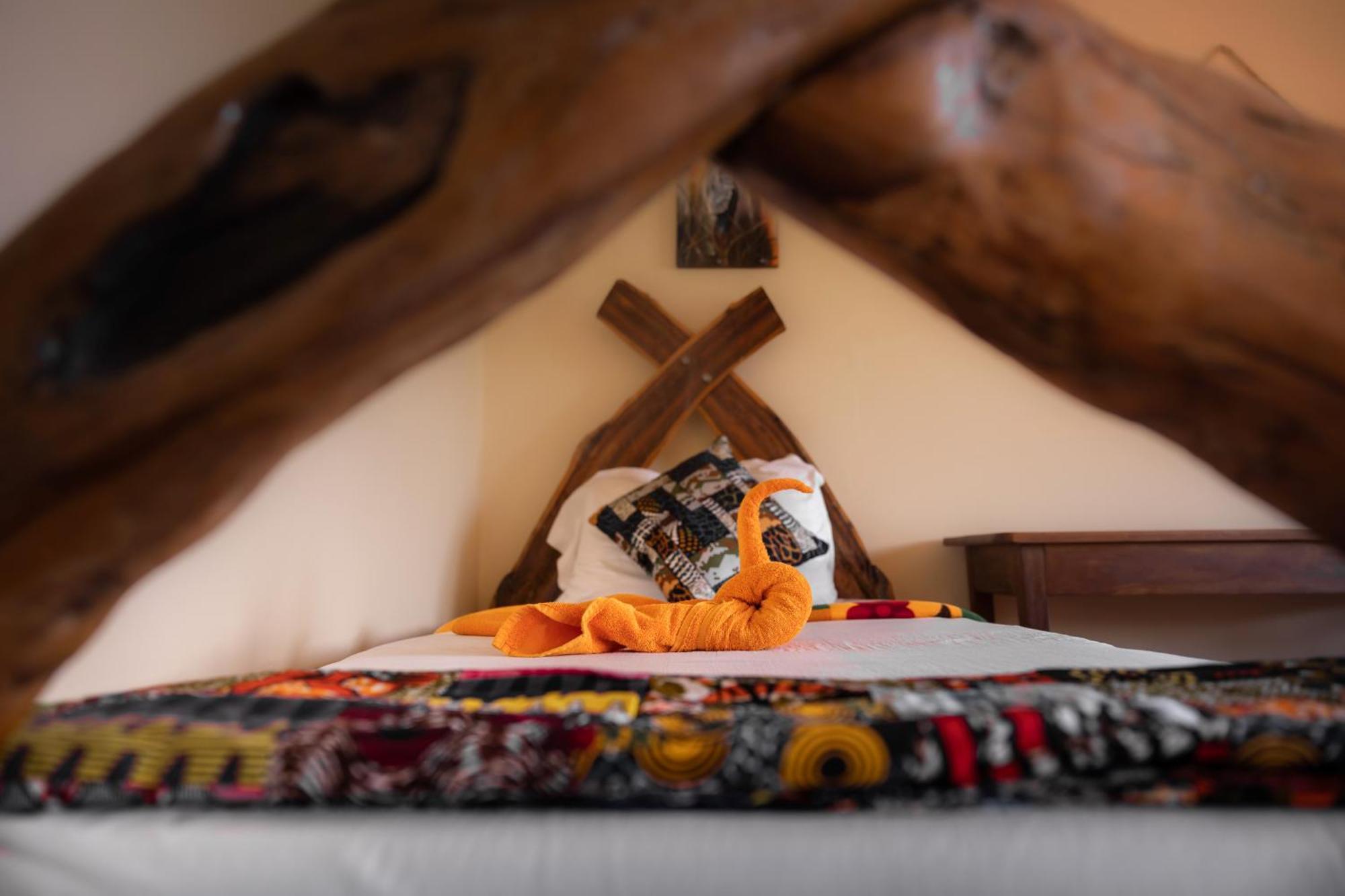 Lake Natron Maasai Giraffe Eco Lodge And Camping Mtowabaga Zewnętrze zdjęcie