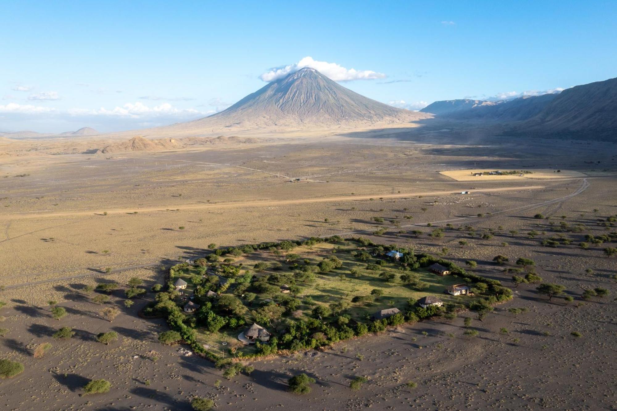 Lake Natron Maasai Giraffe Eco Lodge And Camping Mtowabaga Zewnętrze zdjęcie